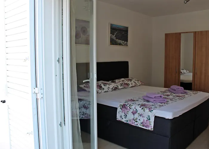 Cozy Apartment Skalini