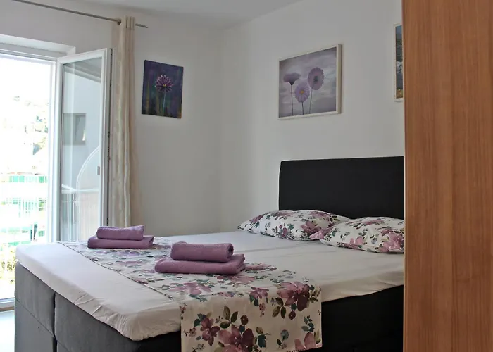 Cozy Apartment Skalini